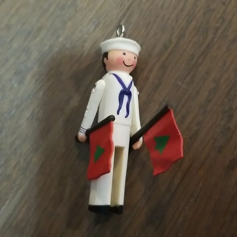 Vintage Hallmark Keepsake Ornament Clothespin Soldier 1987